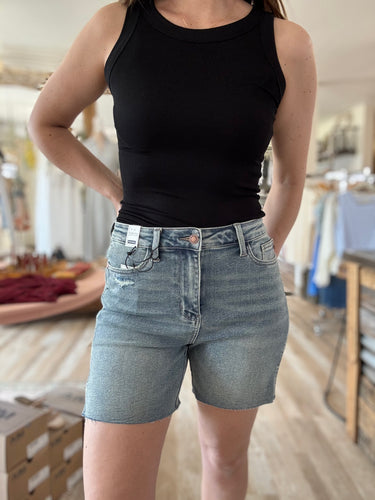 judy blue vintage wash side slit shorts