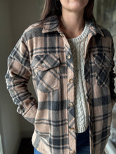 Load image into Gallery viewer, pecan + black plaid santa fe jacket