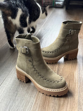 Load image into Gallery viewer, suede khaki whipstitch chunky boot