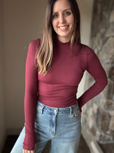Load image into Gallery viewer, burgundy ribbed mock neck with thumb holes