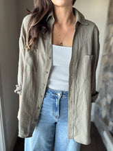 Load image into Gallery viewer, olive cotton button down shirt
