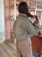 Load image into Gallery viewer, olive quilted cropped jacket