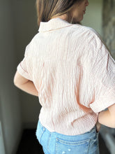 Load image into Gallery viewer, blush short sleeve button down top