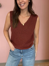 Load image into Gallery viewer, rust knit vest