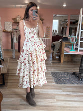 Load image into Gallery viewer, poppy floral tiered dress