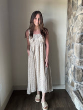 Load image into Gallery viewer, ivory ditsy floral dress