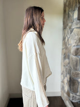 Load image into Gallery viewer, cream quarter zip with khaki contrast