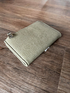 RFID zip-top wallet