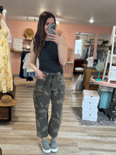 Load image into Gallery viewer, camouflage barrel drawstring pants
