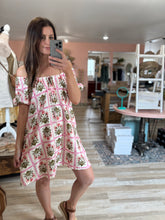 Load image into Gallery viewer, pink floral square neck dress