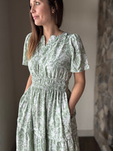 Load image into Gallery viewer, green floral short sleeve maxi dress