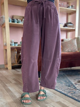 Load image into Gallery viewer, free spirit burgundy barrel sweats