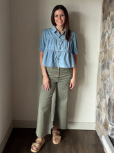 Load image into Gallery viewer, denim tiered collared top