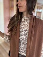 Load image into Gallery viewer, taupe floral mesh top