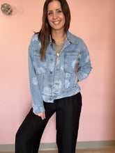 Load image into Gallery viewer, vintage daisy printed denim jacket