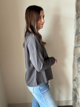 Load image into Gallery viewer, charcoal ribbed long sleeve pullover
