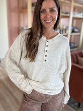 Load image into Gallery viewer, boyfriend oversized henley sweater