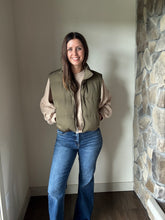 Load image into Gallery viewer, antique green vest