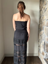 Load image into Gallery viewer, black crochet strapless maxi dress