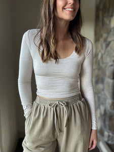 oatmeal scoop long sleeve tee