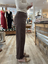 Load image into Gallery viewer, espresso high waist barrel pants