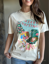 Load image into Gallery viewer, a merry vintage christmas tee