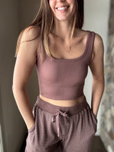 Load image into Gallery viewer, dusty rose chevron seamless bralette tank