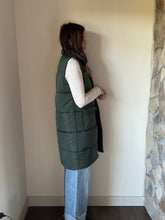 Load image into Gallery viewer, dark green long vest