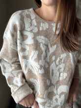 Load image into Gallery viewer, sand floral sweater