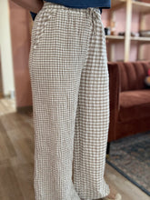 Load image into Gallery viewer, tan gingham cotton pants