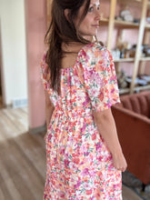Load image into Gallery viewer, coral floral sweetheart flutter sleeve maxi