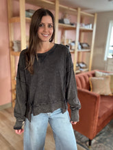 Load image into Gallery viewer, black mineral washed oversized pullover