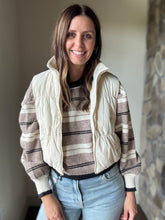 Load image into Gallery viewer, ivory puffer vest