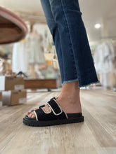 Load image into Gallery viewer, judy blue dark cropped kick flare jeans