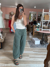 Load image into Gallery viewer, hunter barrel denim pants