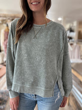Load image into Gallery viewer, moss mineral washed oversized pullover