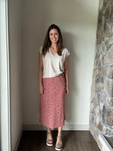 Load image into Gallery viewer, stone modal favorite v-neck top