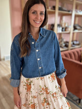 Load image into Gallery viewer, 90s cropped denim shirt