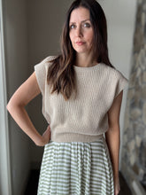 Load image into Gallery viewer, easy oat cropped sweater