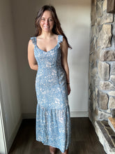 Load image into Gallery viewer, blue floral maxi dress