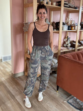 Load image into Gallery viewer, soft comfy camo tie pants