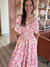 Load image into Gallery viewer, coral floral sweetheart flutter sleeve maxi