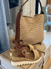 Load image into Gallery viewer, savannah hobo 2-in-1 bag