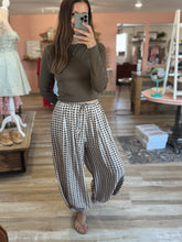 Load image into Gallery viewer, portia mocha dot harem pant