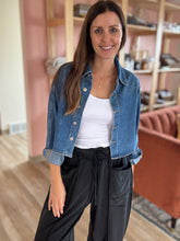 Load image into Gallery viewer, 90s cropped denim shirt