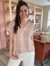 Load image into Gallery viewer, dusty rose boho floral top
