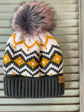 Load image into Gallery viewer, green, gold + cream nordic pom beanie