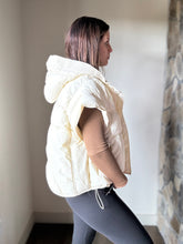 Load image into Gallery viewer, lottie convertible quilted jacket + vest