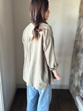 Load image into Gallery viewer, olive cotton button down shirt