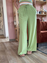 Load image into Gallery viewer, sugarloaf avocado elastic waist pants